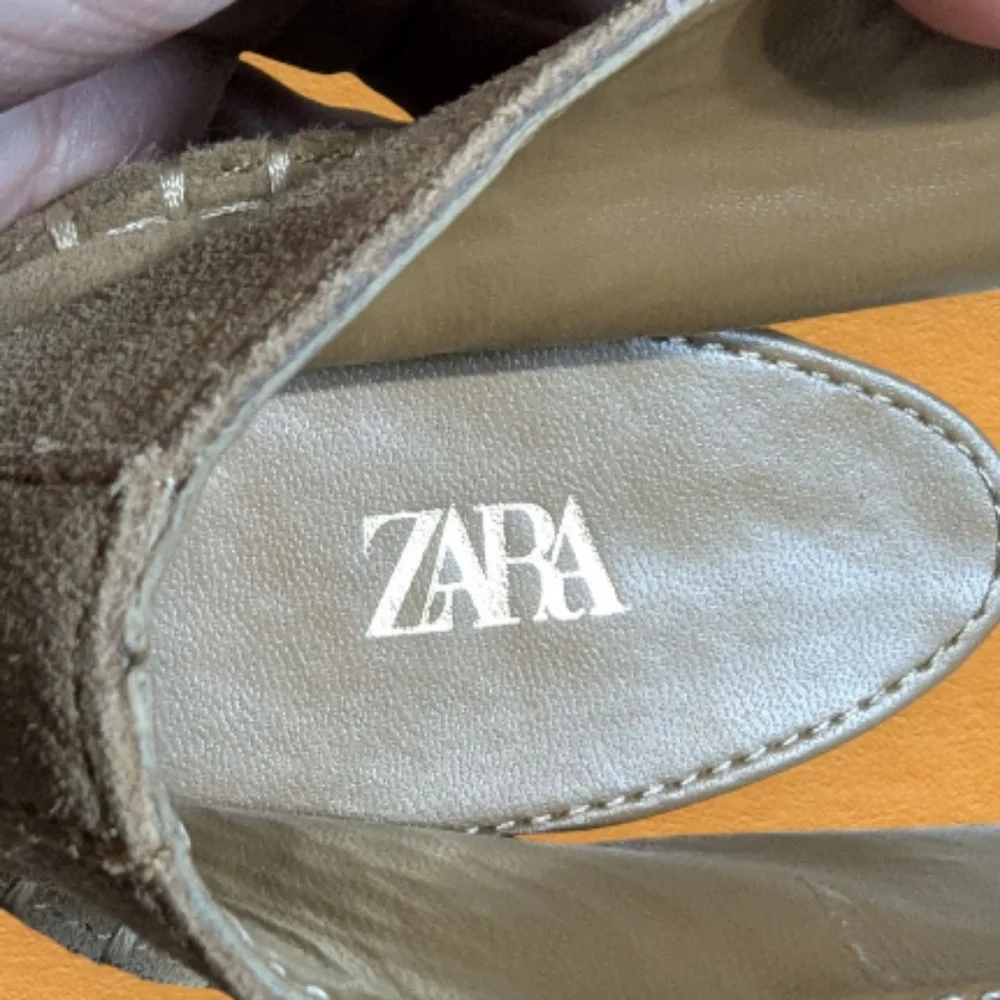 NWOB Zara Faux Suede Espadrilles Size 10 (EU 41)